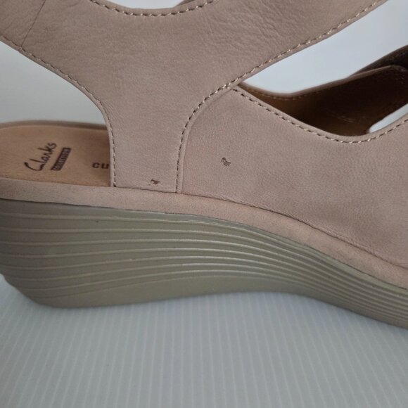 Clarks Reedly Juno Nubuck Wedge Triple Strap Sandals Sand Desert Size 12W - Picture 6 of 9